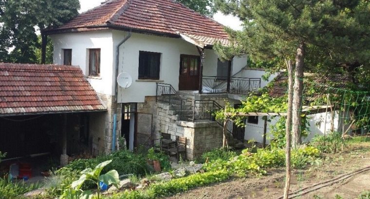 Bulgaria Fully renovated house for sale with workshop