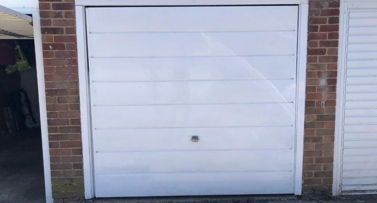 Well maintained Garage for sale