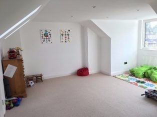 Available for storage space COSY SPARE ROOM