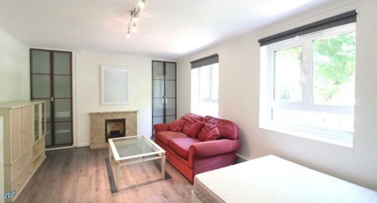 Close to UNIVERSITIES 4 bedrooms 2 balconies in CAMDEN TOWN