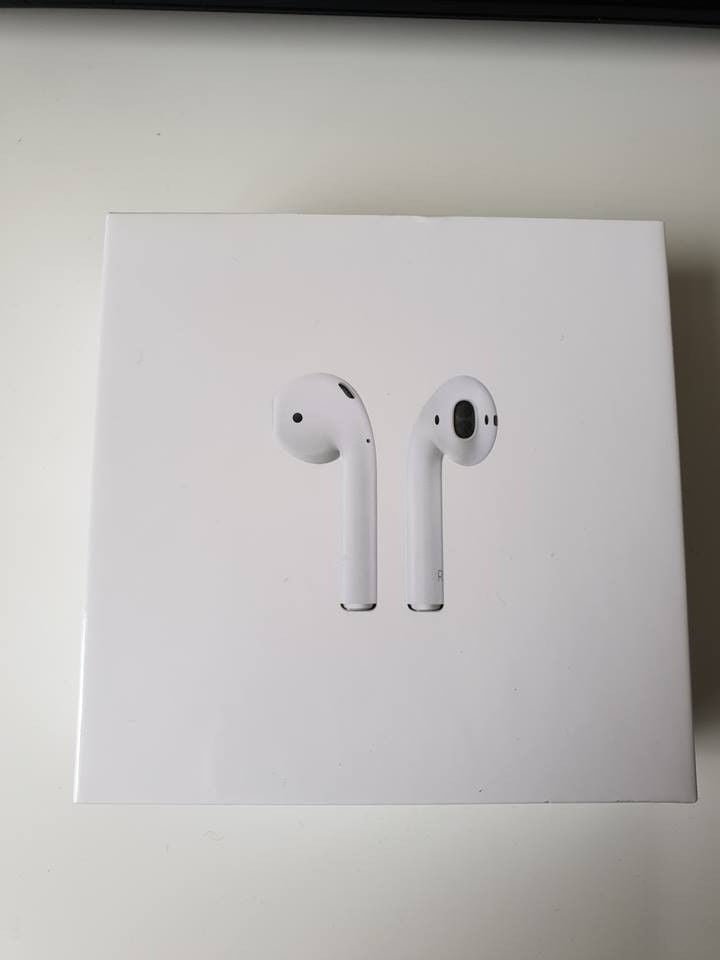 Apple Airpods In-Ear Bluetooth BRAND NEW