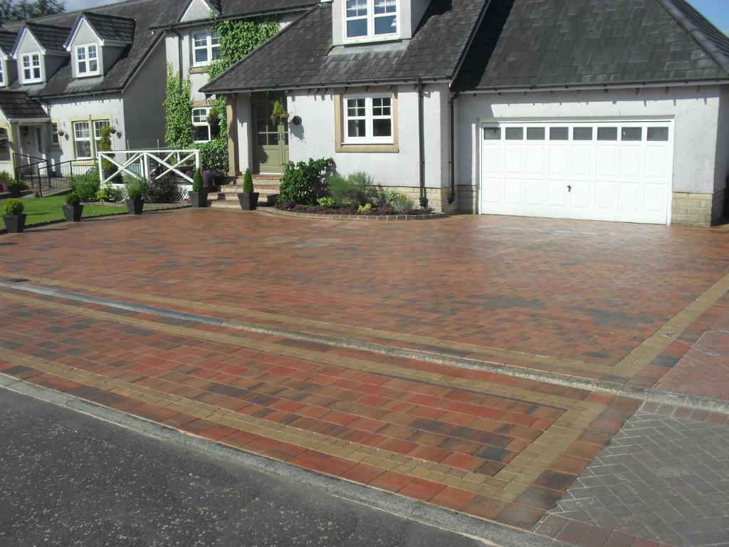 PAVING & LANDSCAPES, DRIVEWAY SPECIALIST