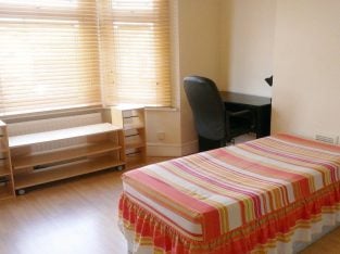 All bills included Lovely Double Room in Friendly International Houseshare