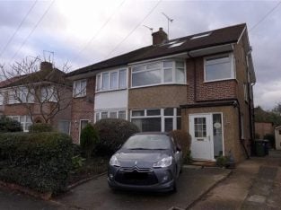Large Single room available to rent at KENTON / HARROW – VEGETARIANS Preferred