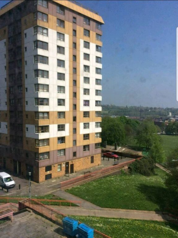 1 Bedroom Flat for a 1 Bedroom in Manchester, Birmingham or London