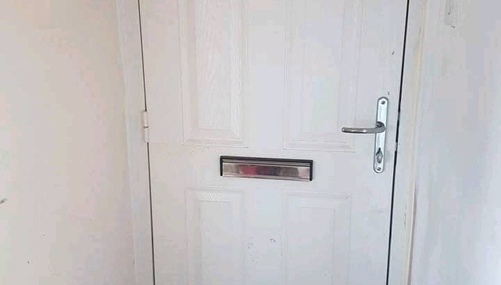 Bookham Large studio flat