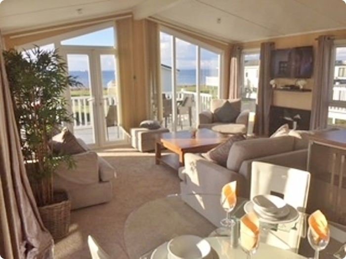Stunning Platinum Monaco Duo Lodge