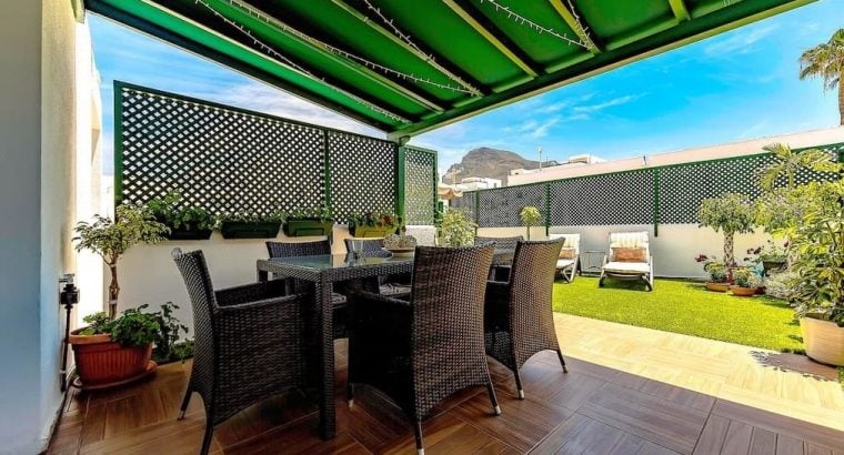 Spacious 2 bedroom apartment in the heart of Costa Adeje, Tenerife South