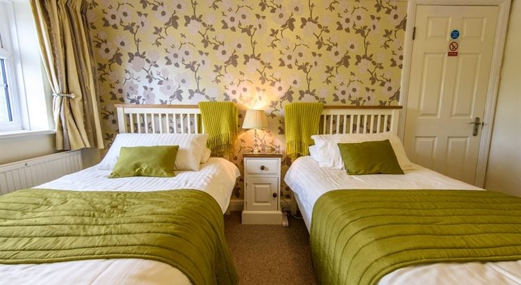 Freehold Busy Guest House On Edge Of The Cotswolds For Sale