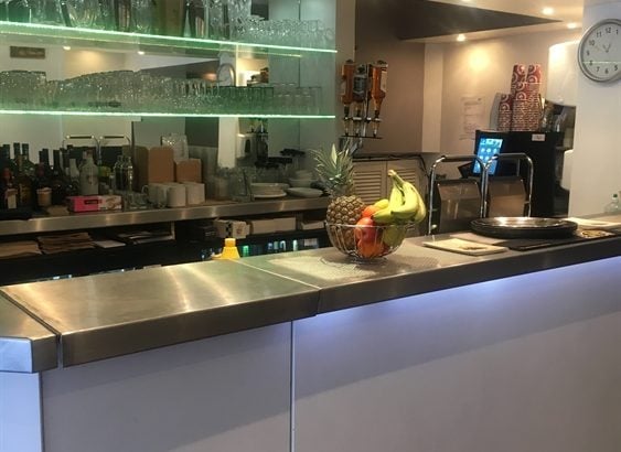 Blackpool Town Centre Fully Licensed Cafe Bistro For Sale