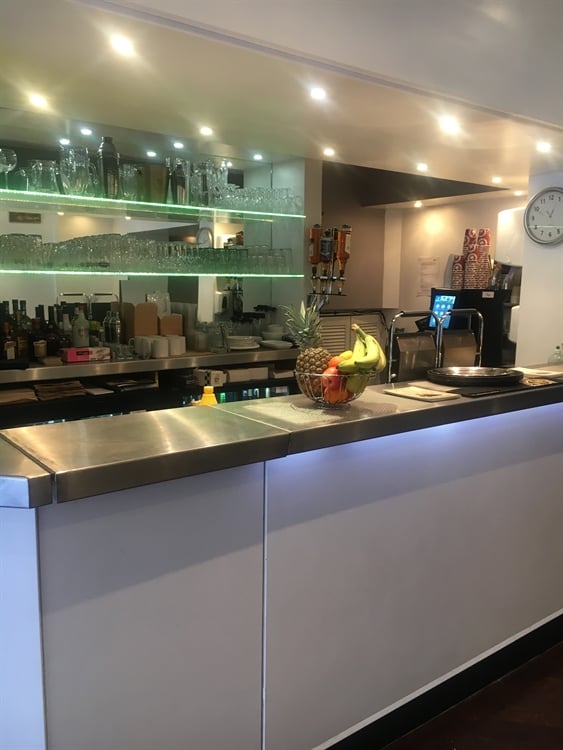 Blackpool Town Centre Fully Licensed Cafe Bistro For Sale