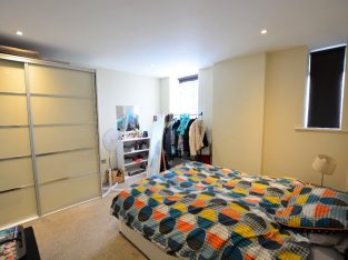 one bedroom flat to rent in Brighton city centre