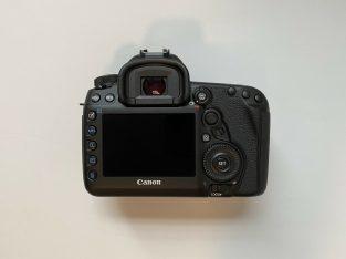 Canon EOS 5D Mark IV 30.4MP Digital SLR Camera – B