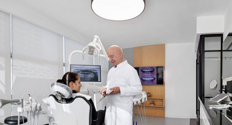 Best Dental Implant Surgery in UK | Want Smile