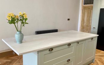 Quartz Kitchen Wortops in london,UK | 020 8368 5555