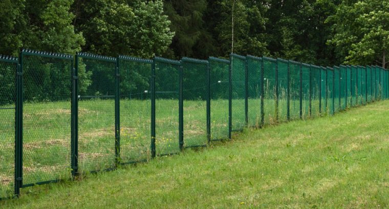 Secure& Beautify: Expert Fencing Contractors at Your Service