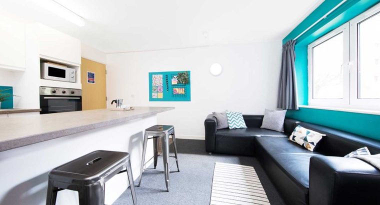 Find Modern Living at Castle Court Leicester for Students