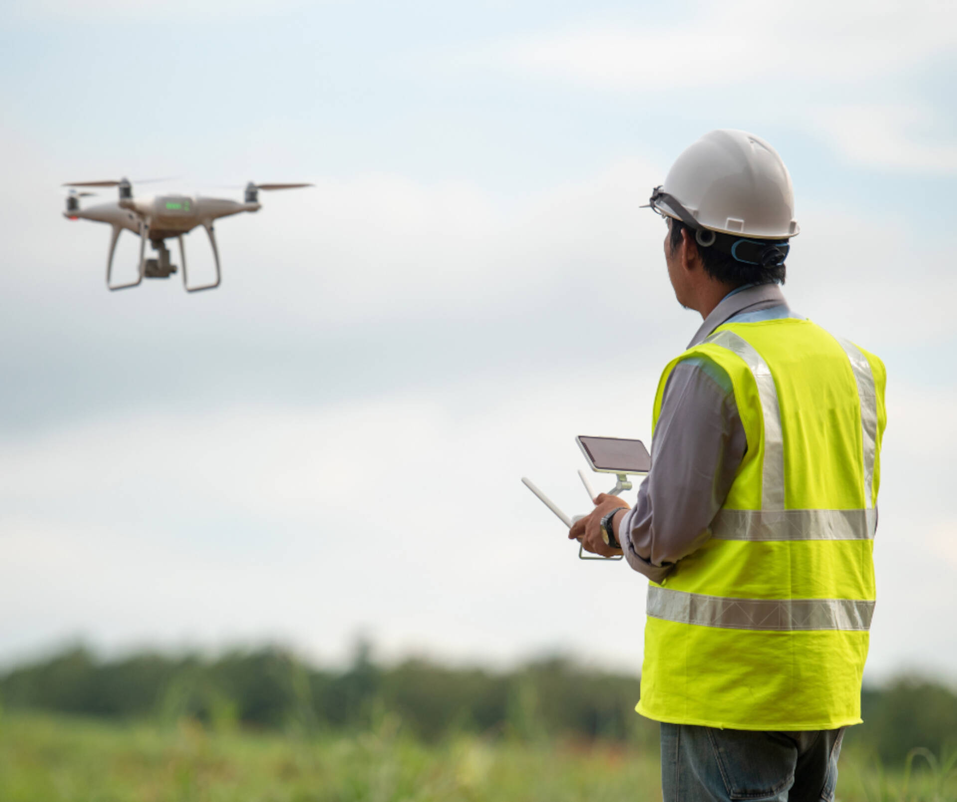 Elevate Your Roof Inspections with Drone Surveys!